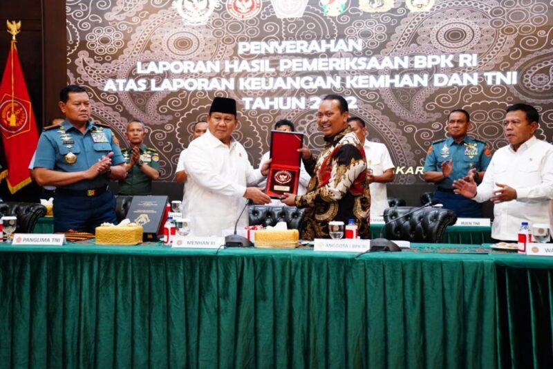 Panglima TNI Laksamana TNI Yudo Margono menghadiri penyerahan Laporan Hasil Pemeriksaan (LHP) Atas Laporan Keuangan (LK) Kementerian Pertahanan Tahun 2022