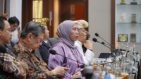 Hening Parlan, Fasilitator IRI Indonesia, saat menyampaikan pendapat dalam RDPU tentang RUU Masyarakat Adat, di Gedung DPR RI, Kamis 18 Juni 2026. Foto: Dok. IRI Indonesia/Fajar